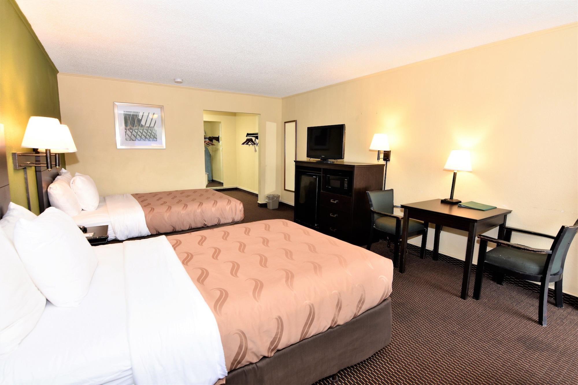 Rodeway Inn Harbison Area Колумбия Экстерьер фото
