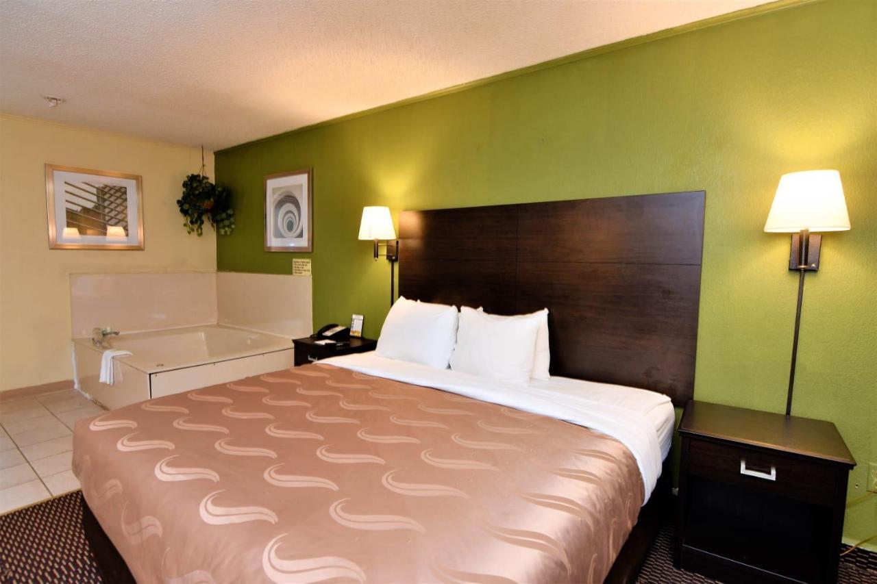 Rodeway Inn Harbison Area Колумбия Экстерьер фото