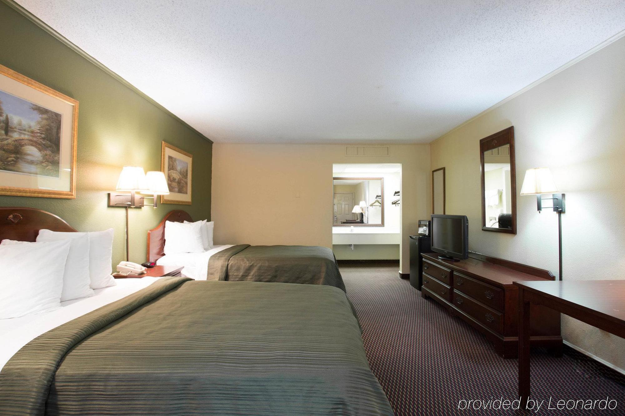Rodeway Inn Harbison Area Колумбия Экстерьер фото