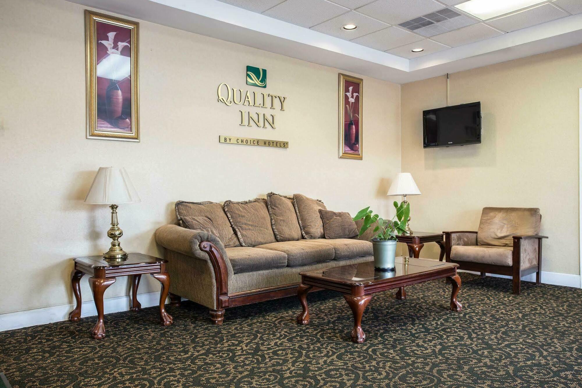 Rodeway Inn Harbison Area Колумбия Экстерьер фото