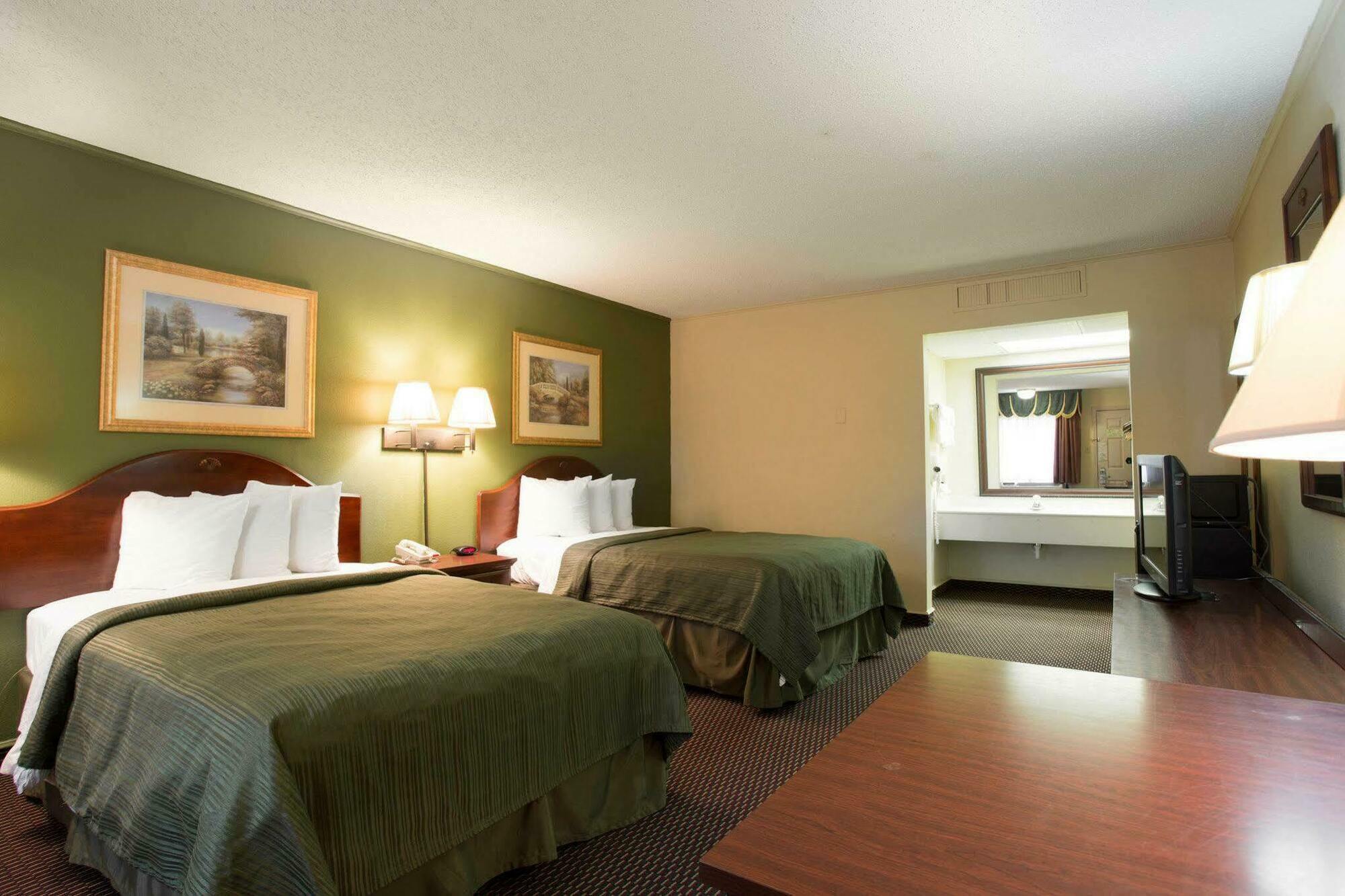 Rodeway Inn Harbison Area Колумбия Экстерьер фото