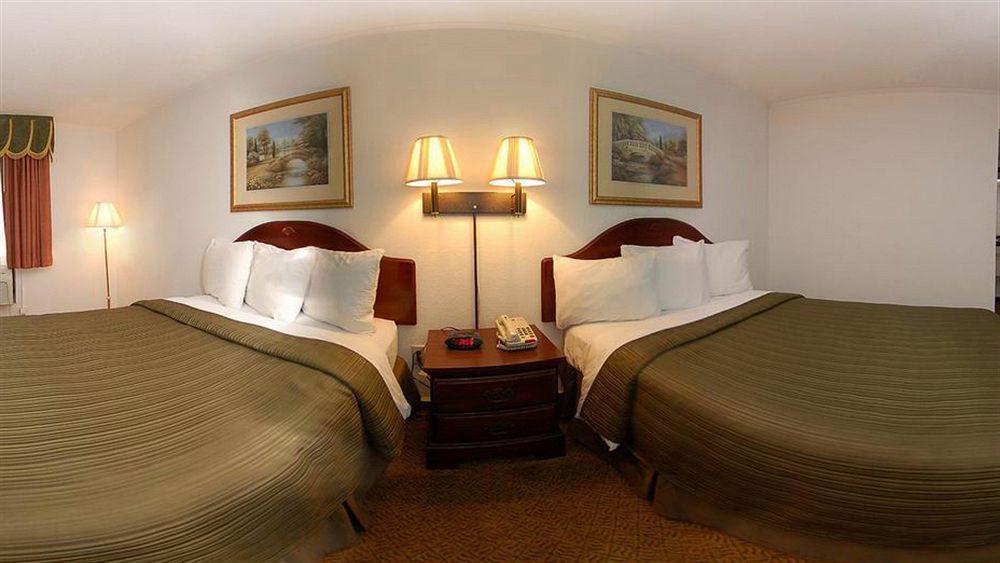 Rodeway Inn Harbison Area Колумбия Экстерьер фото
